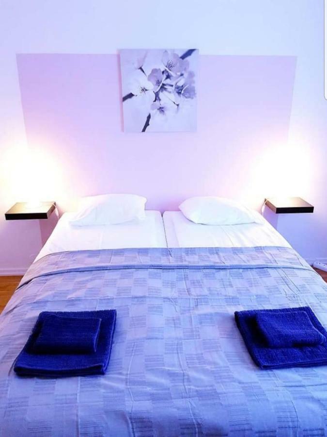 Hotell 埃斯基尔斯蒂纳 外观 照片